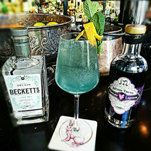 becketts-the-lunar-sea-fizz-cocktail.jpg
